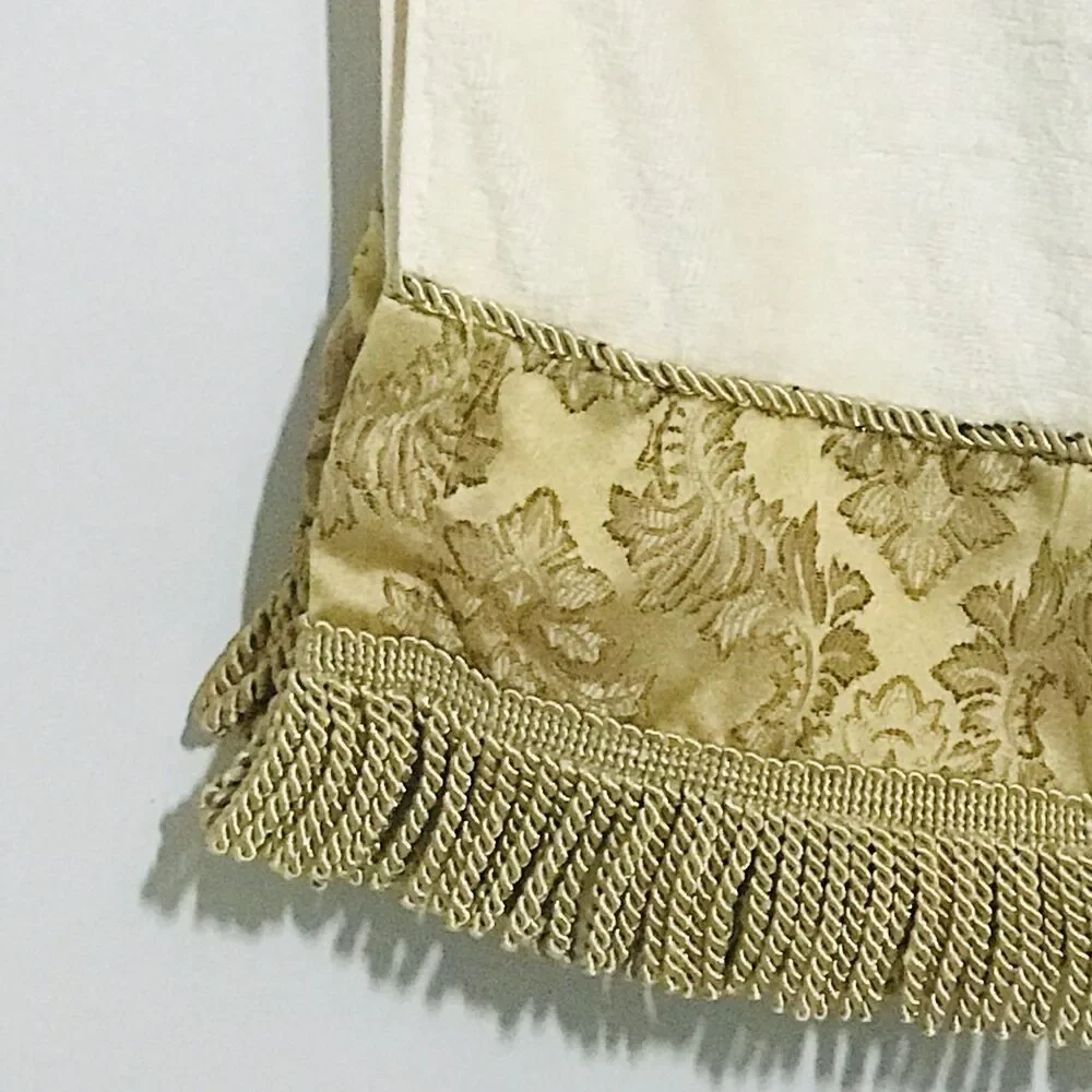 Lot of 6 Croscill Hand Towels Tassel Embellishment Cream Gold Beige 26